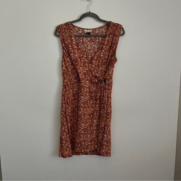 Universal Thread Dresses & Skirts - Universal Thread Sleeveless Tie Wrap Floral Mini Dress-Women’s Size Large